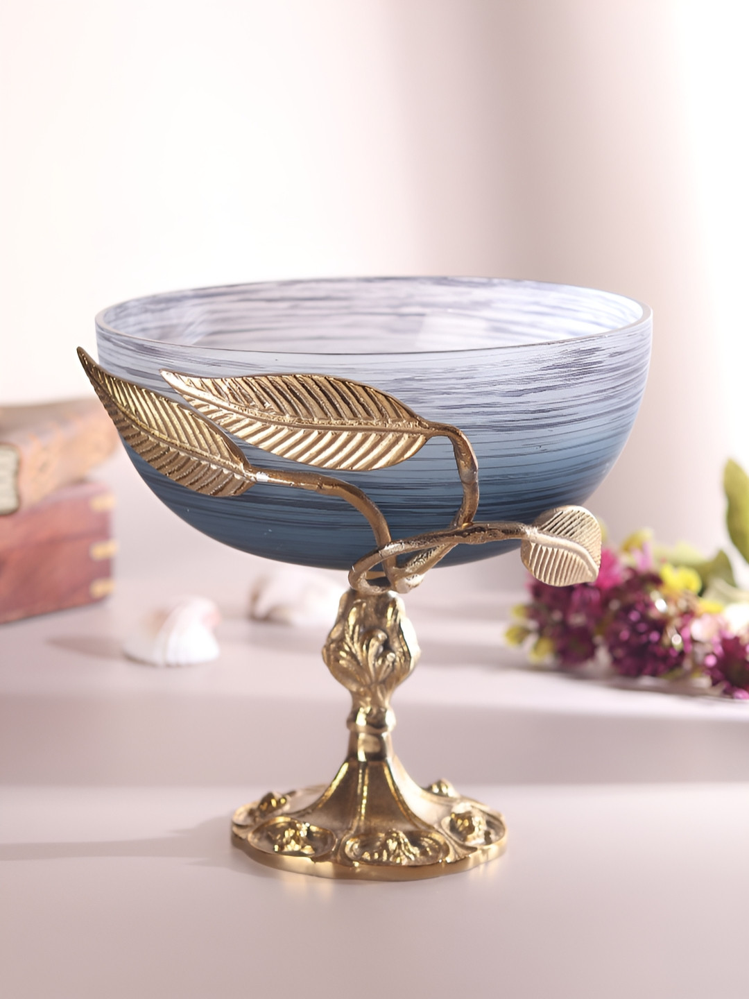 Decor de Maison Grey & Gold Toned Leaf Decorative Bowl With Metal Base