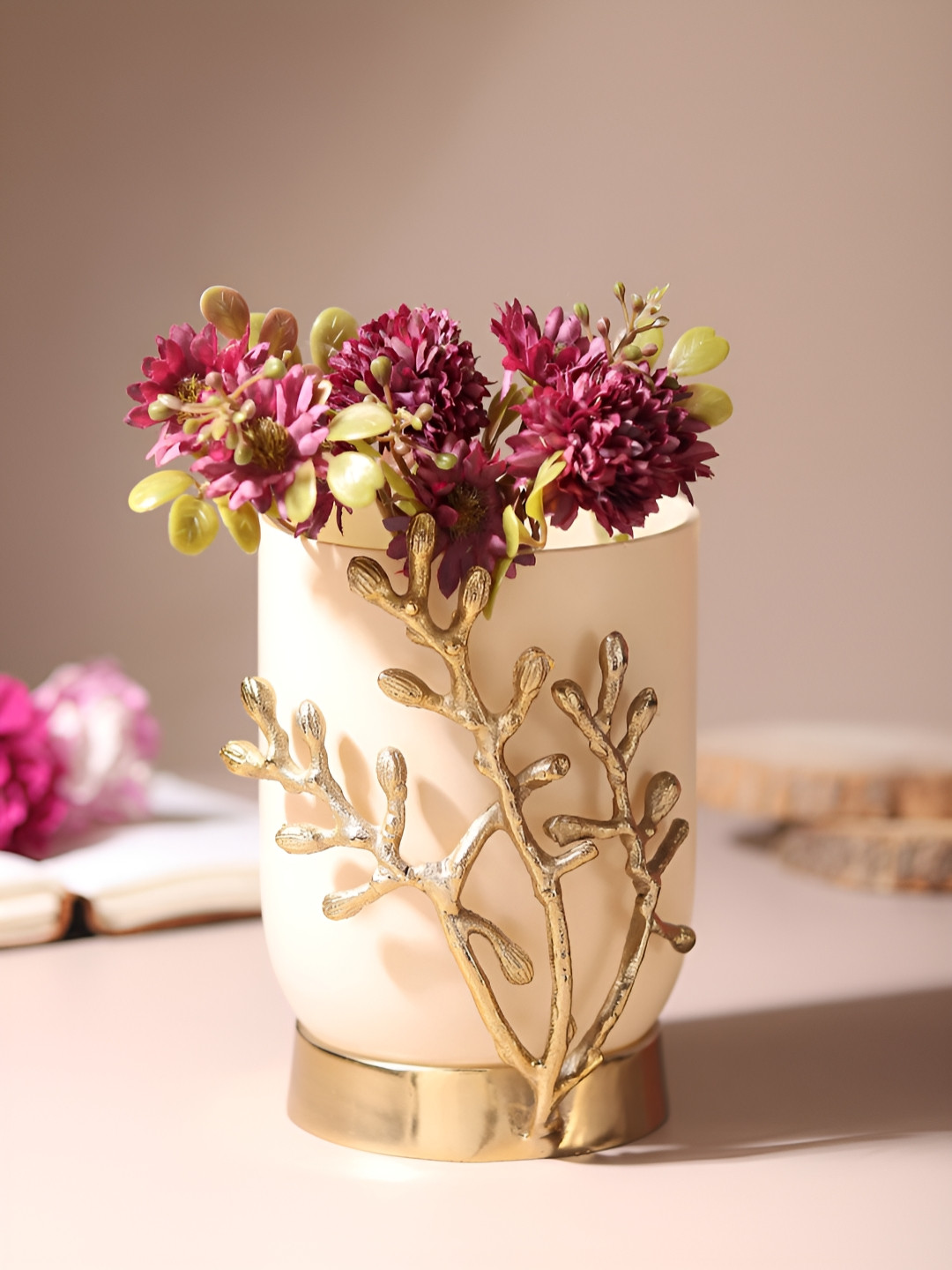 Decor de Maison Cream Coloured & Gold toned Floral Cylindrical Shape Vases