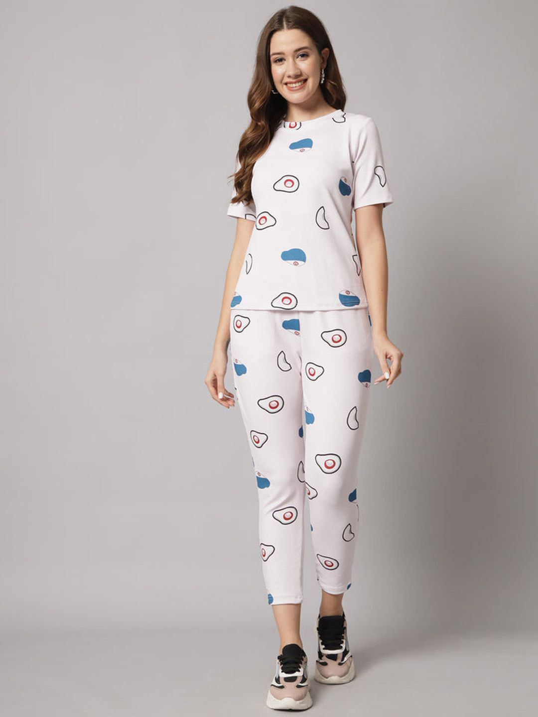 styledose Women Short Sleeve Printed T-Shirt & Joggers