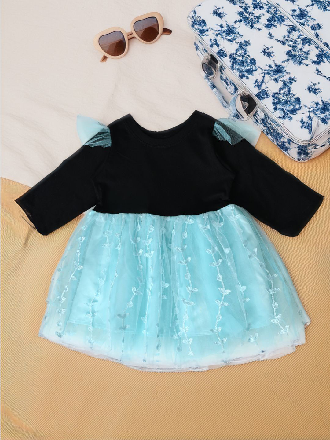 Bella Moda Girls Round Neck Long Sleeves Embroided Fit & Flare Knee Length Dress