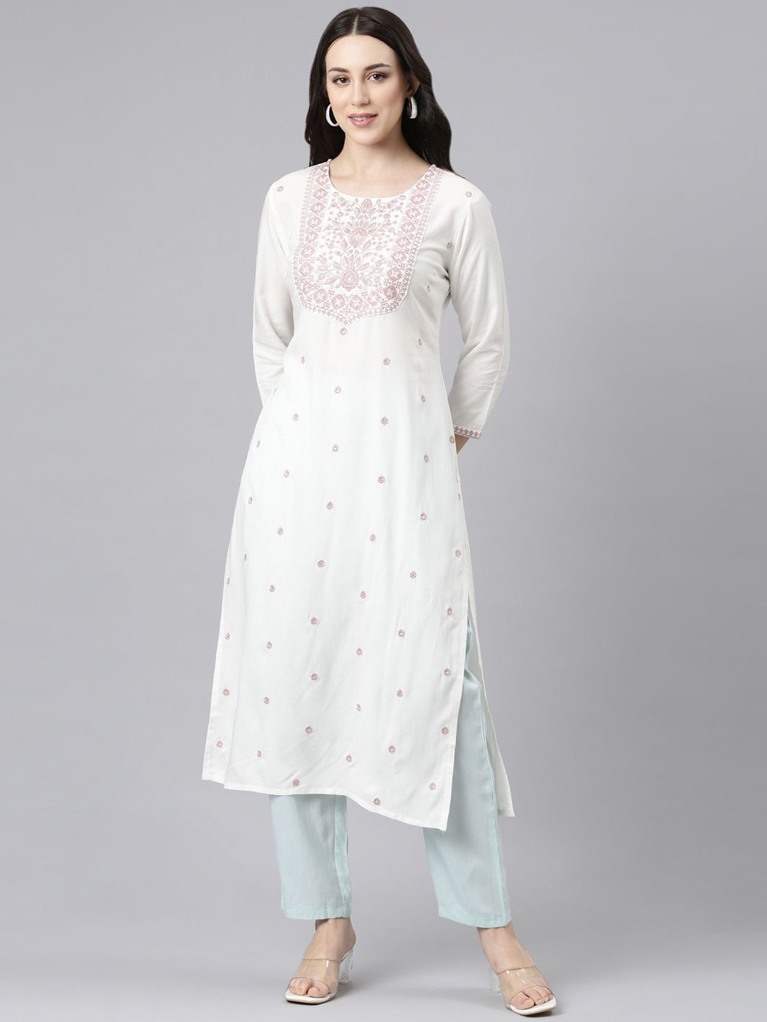 Neerus Florl Embroidered Thread Work Straight Kurta