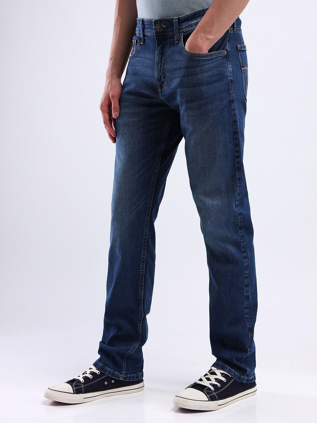 Flying Machine Men Straight Fit Light Fade Stretchable Jeans