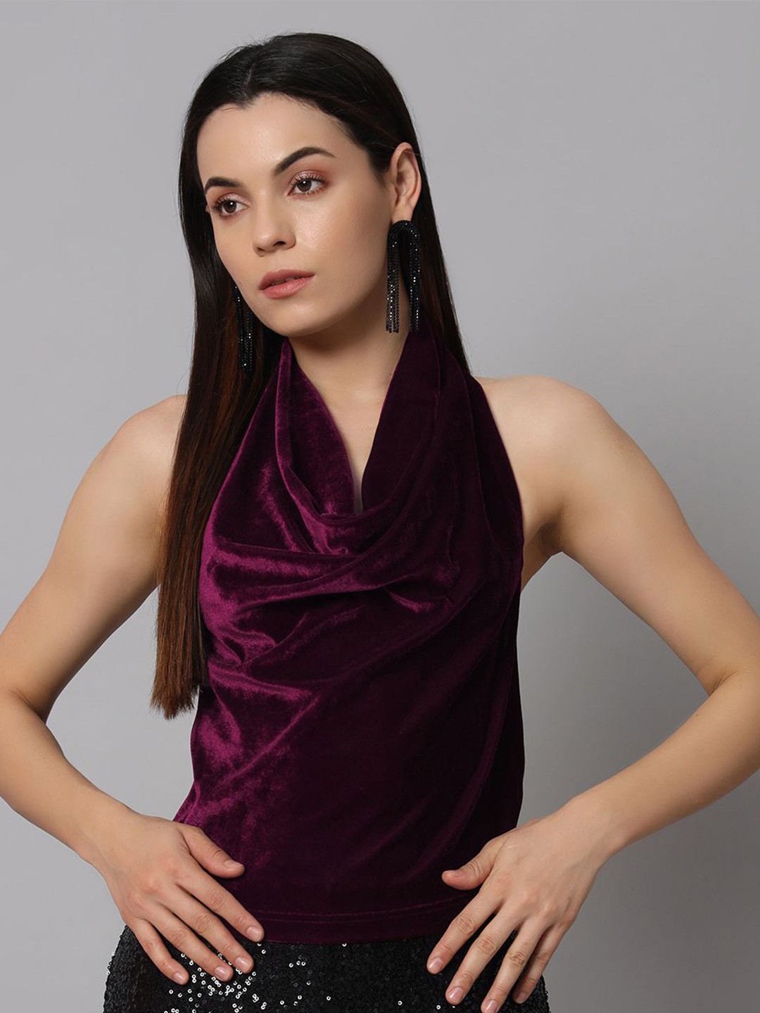 VAARARO Cowl Neck Velvet Crop Top