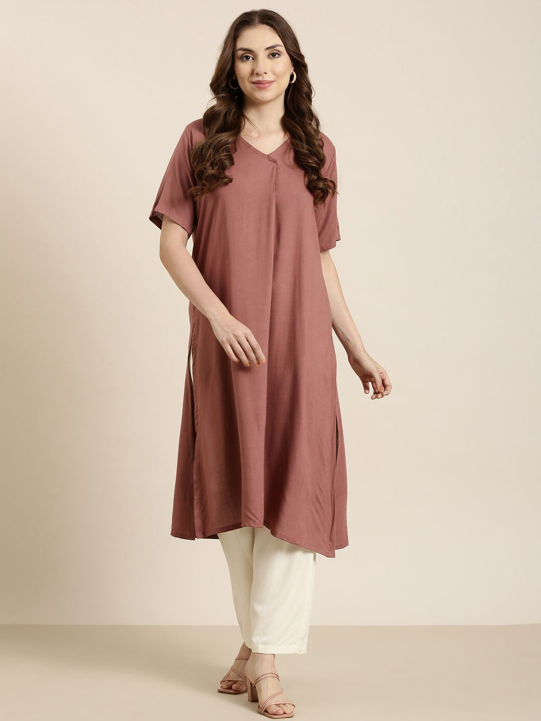 SHOOLIN Regular Kurta with Trousers