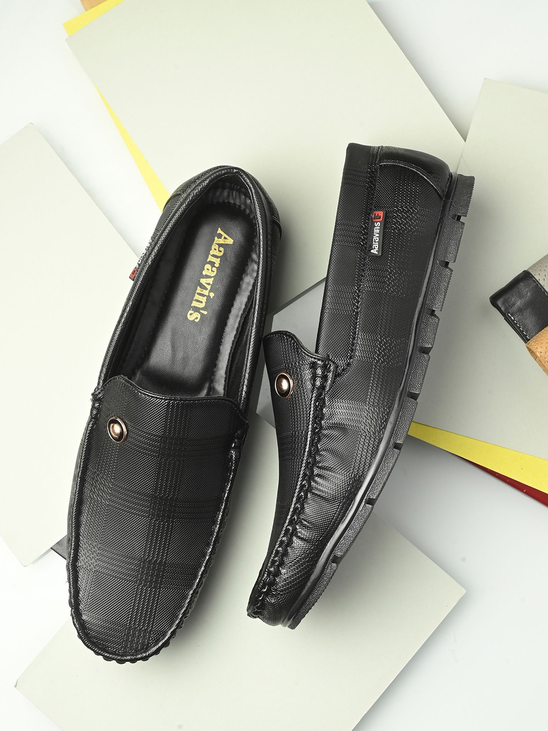 AARAVIN'S Men Textured Stylish Loafers
