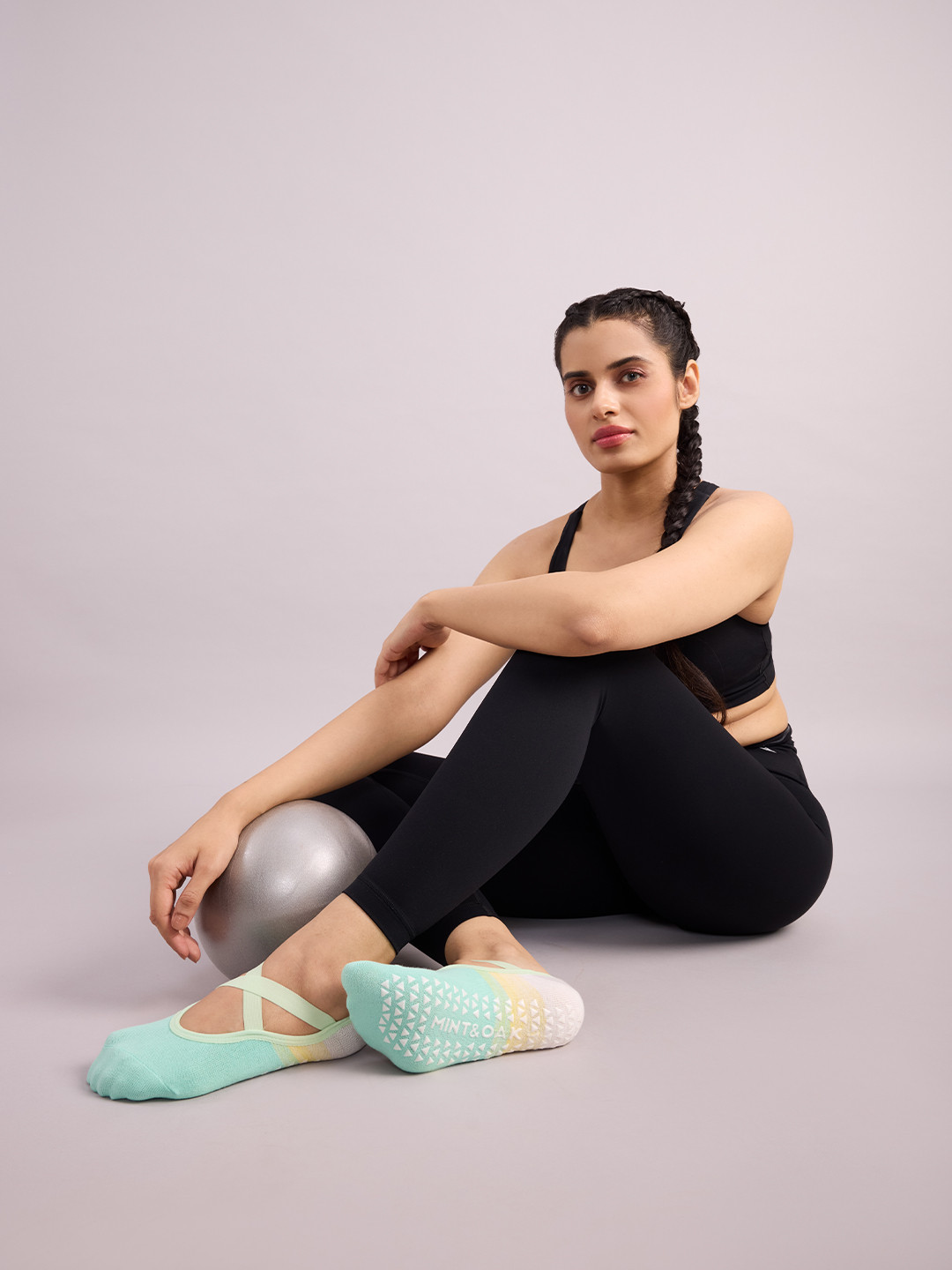 Mint & Oak Women Patterned Shoe Liner Pilates Socks