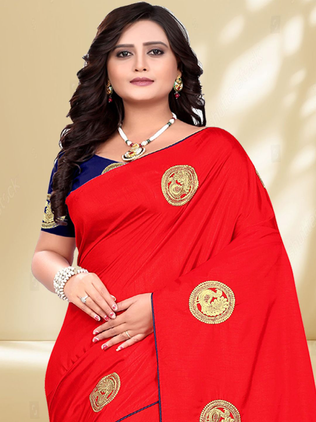 KAVINDI Embroidered Ilkal Saree With Blouse Piece