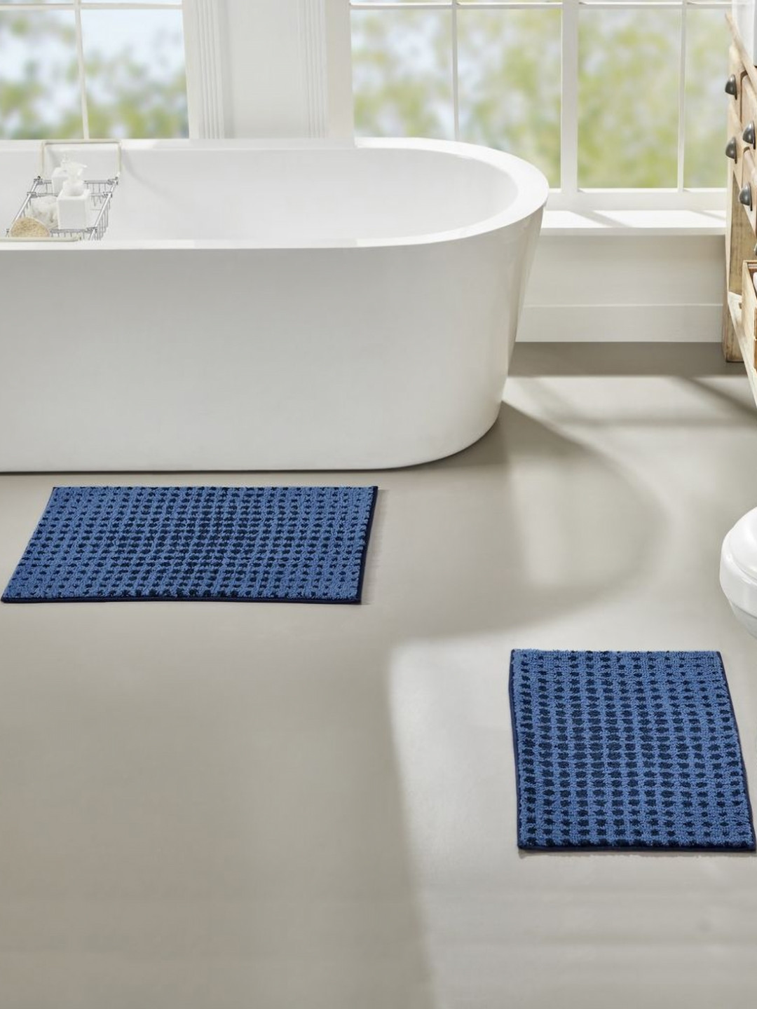Pano Blue & Navy Blue Dot Knitted 2000 GSM Microfiber Anti-Skid Bath Rugs