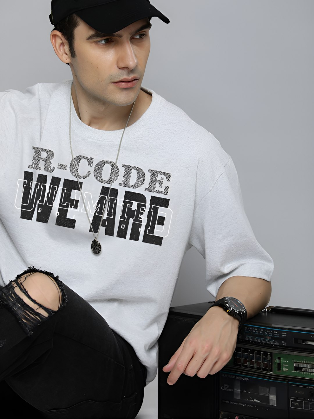 The Roadster Lifestyle Co.Men Graphic Printed Round Neck Cotton Oversized T-Shirt
