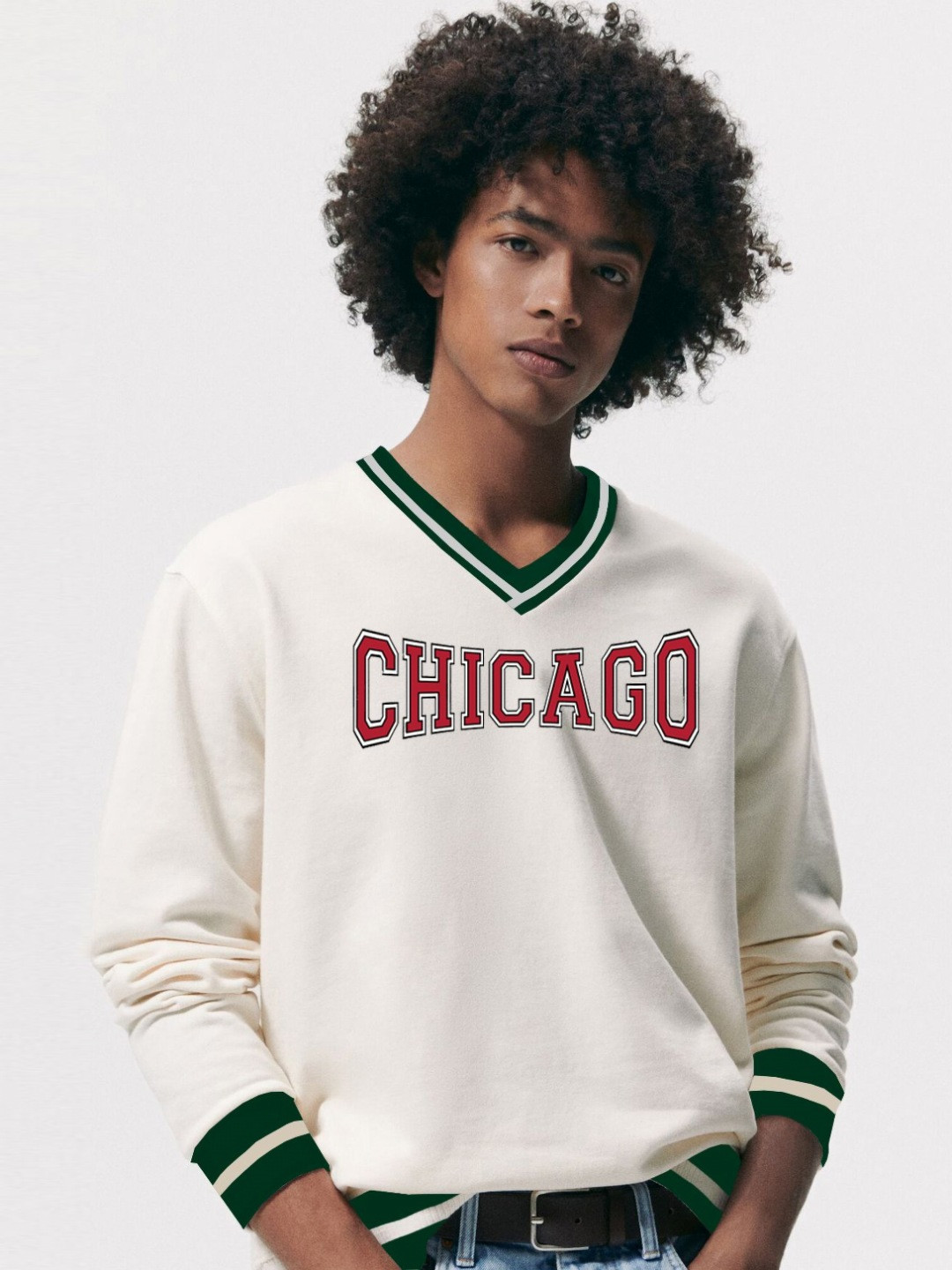 CLAFOUTIS Men Chicago Typography V-Neck Regular Fit Tshirt