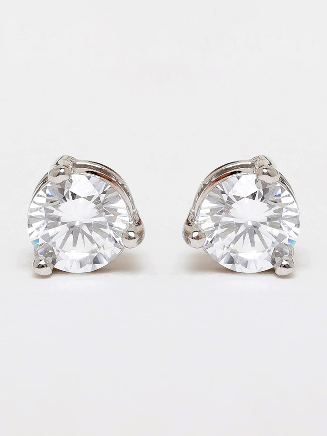 JUPRA Silver Classic Round Single Solitaire 925 Sterling Silver Earrings