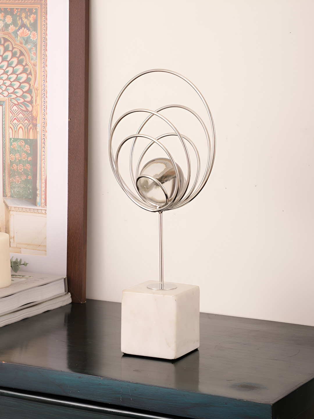 Decor de Maison Aurora Silver-Toned Silver Rings Crystal Ball Sculpture Showpiece