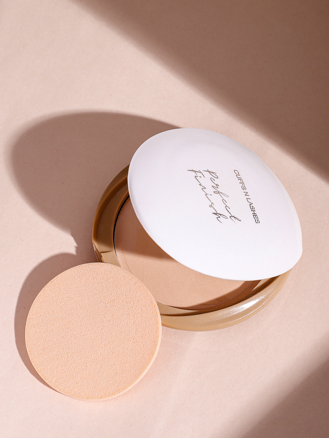 CUFFS N LASHES Perfect Finish Pressed Powder Compact with SPF 15- 16g- 04 Golden Caramel