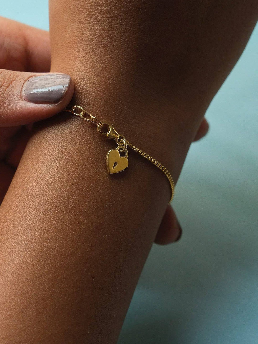 Anushka Jain Jewellery 925 Sterling Silver Gold-Plated Heart Lock Charm Bracelet