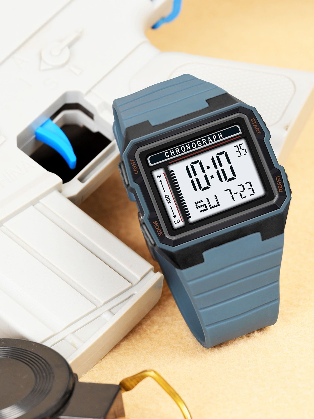 Franklord Men Brass Dial & Bracelet Style Straps Analogue Watch F-146 BURG A