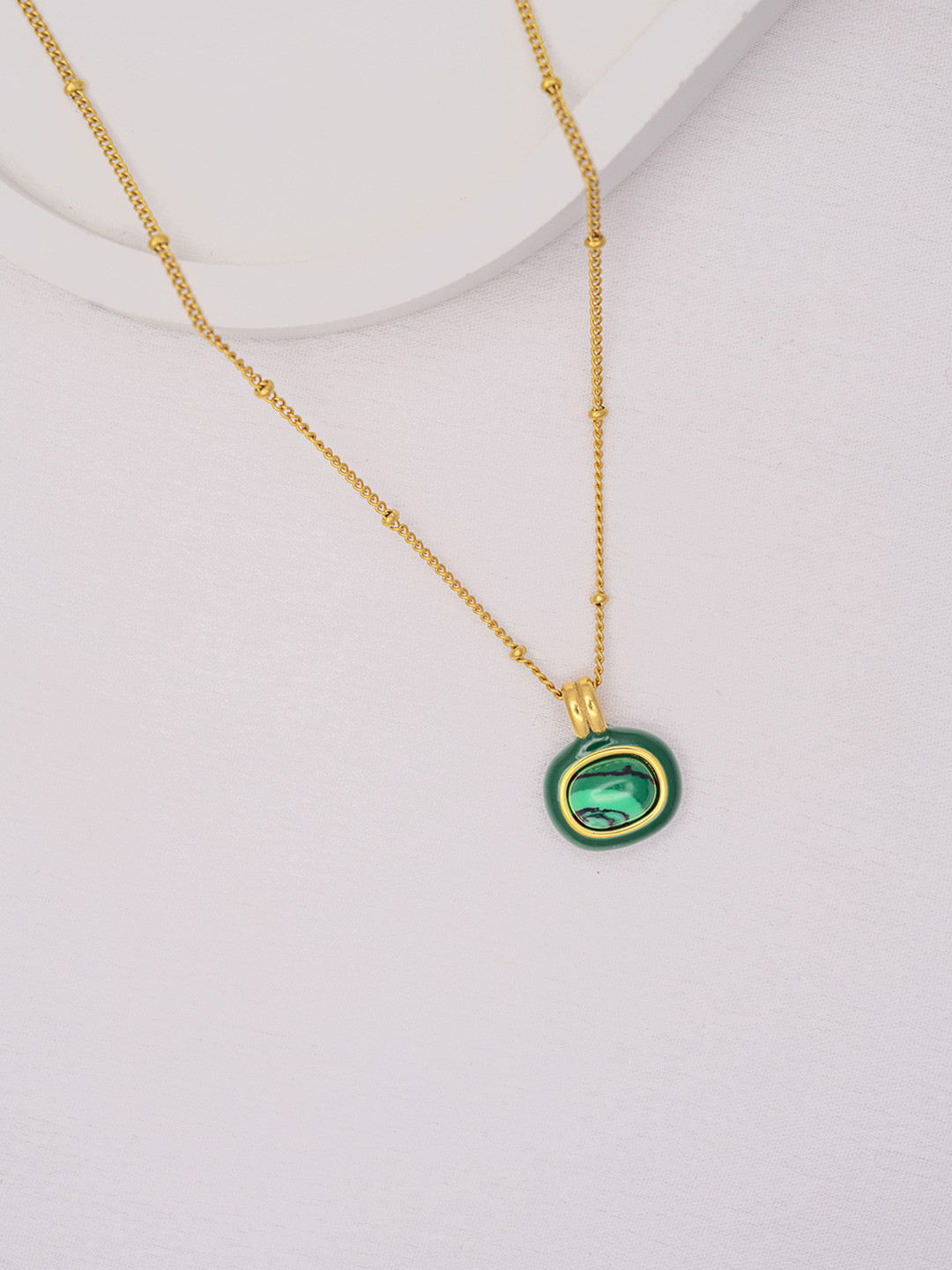 Perfectly Average 18k Gold Plated Arificial Stones Malachite Enamel Chain & Pendent