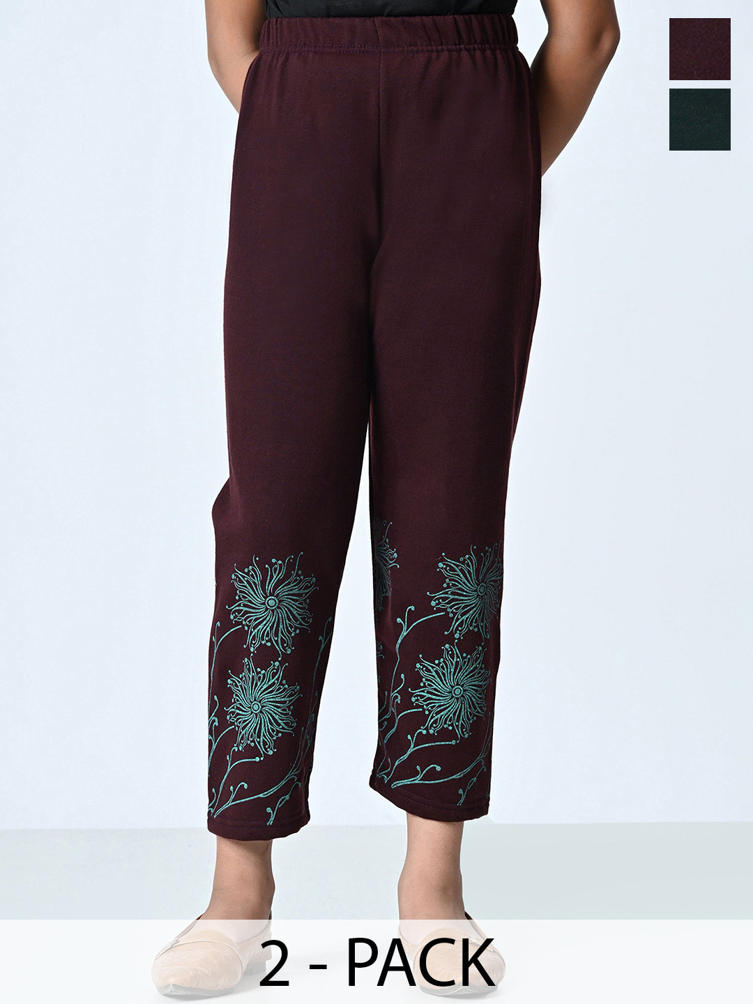 BAESD Girls Pack Of 2 Printed Regular Warm Pyjamas