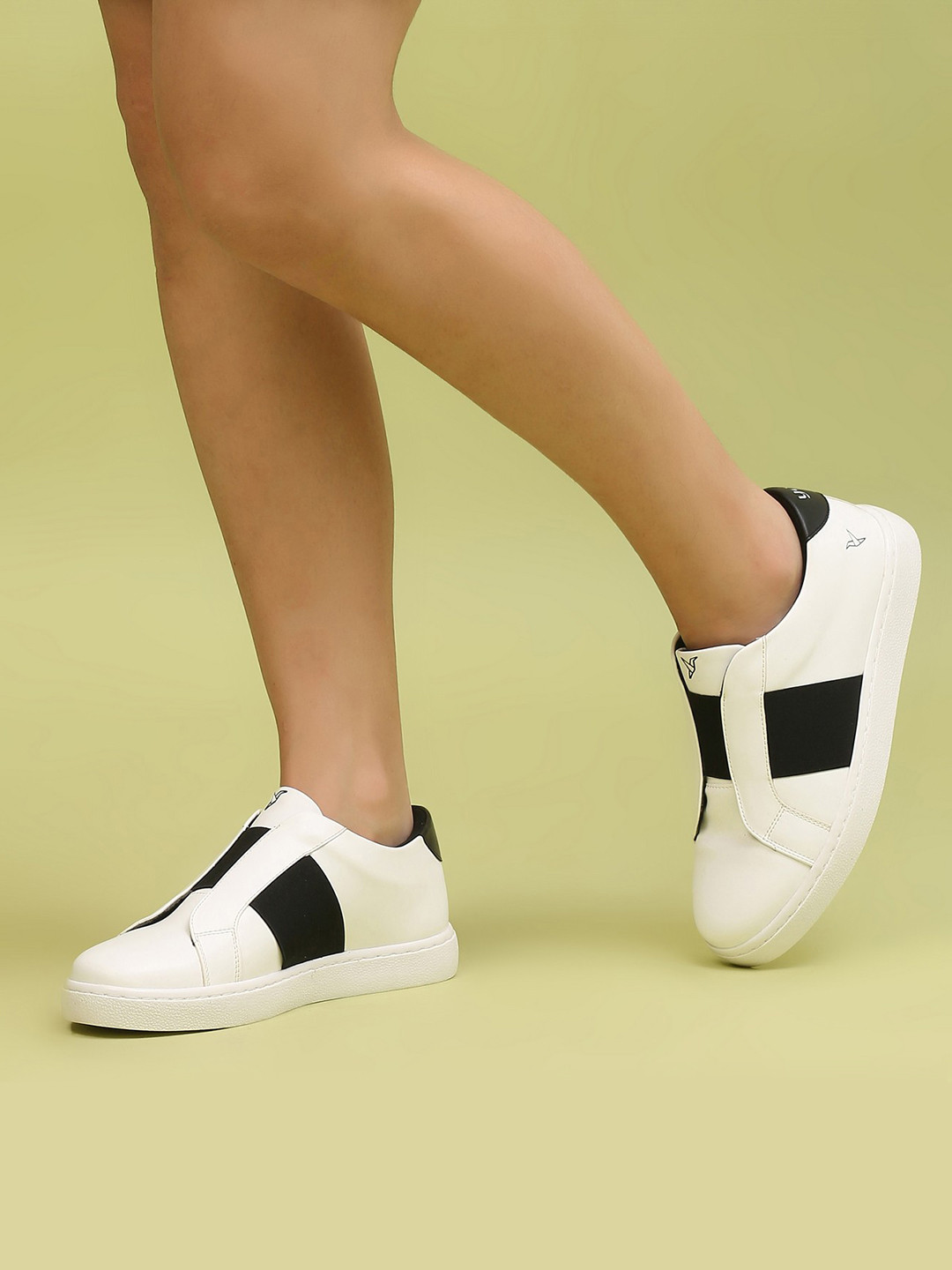 yoho Women Tango Comfortable Casual Slip-On Sneaker