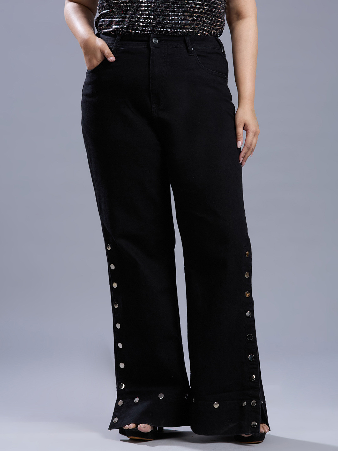 Turning Blue Women Flat-Front Flared High-Rise Jeans