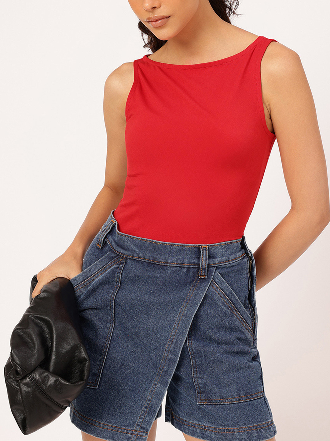 DressBerry Cherry Red Boat Neck Sleeveless Top