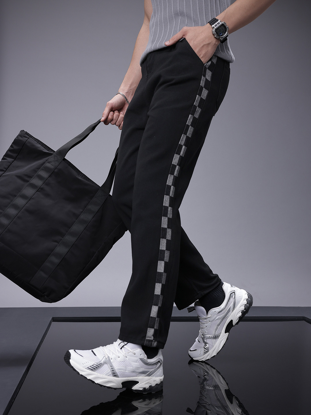 SOKO STREET Men Stretchable Jeans with Side Stripes