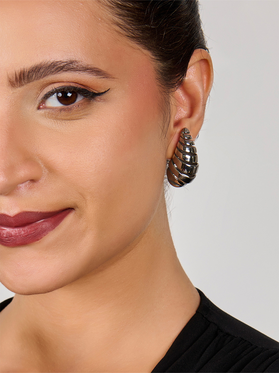 AQUASTREET Silver Plated Waterproof Antitarnish Spiral Waterdrop Earrings