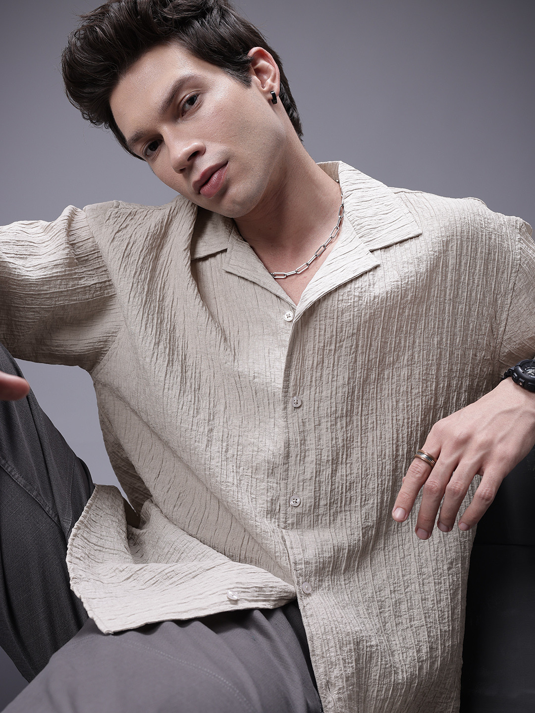 SOKO STREET Self Design Textured Relaxed Fit Shirt