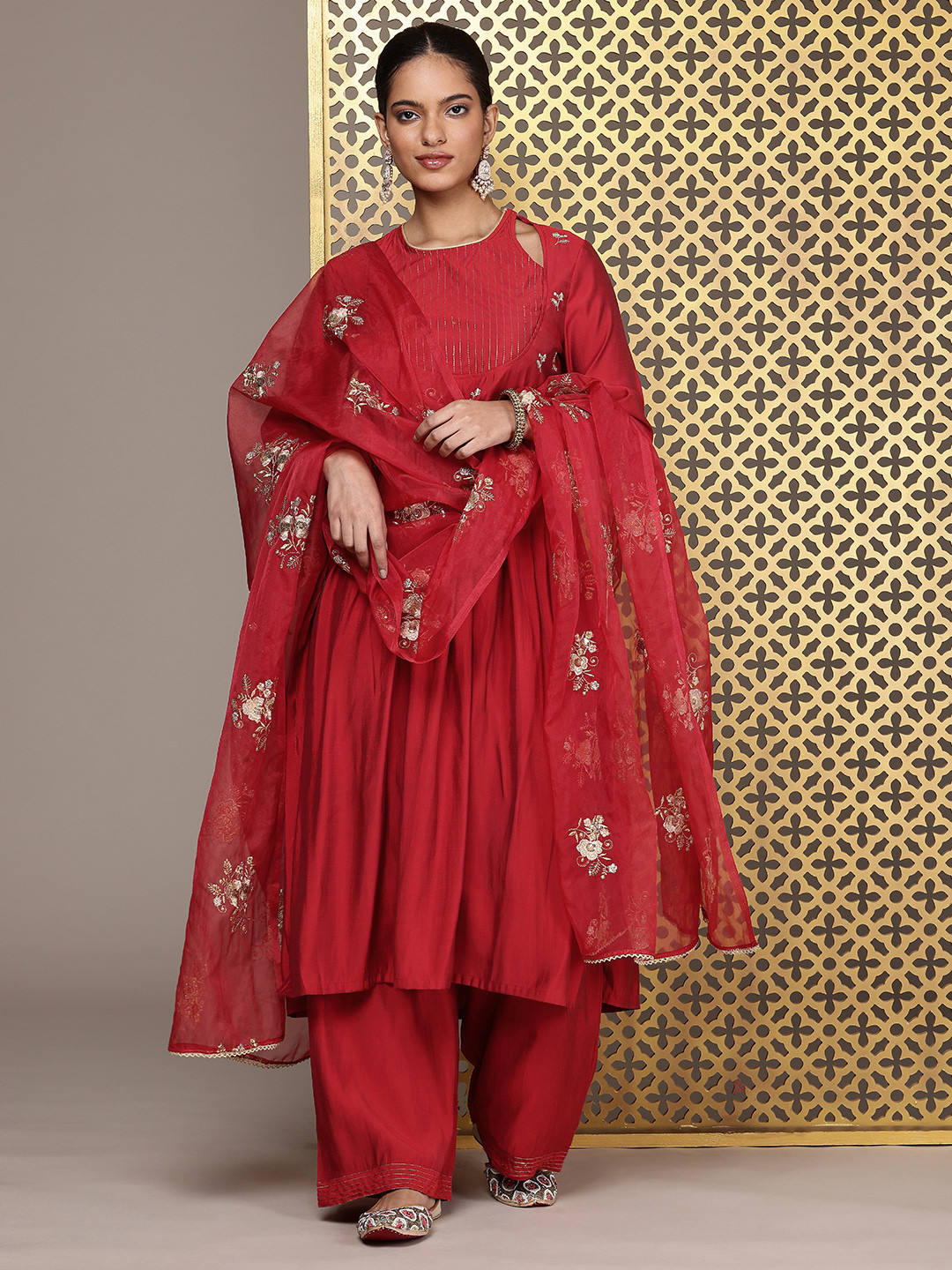 House of Pataudi Yoke Design Thread Work Jashn Kurta & Palazzos With Dupatta