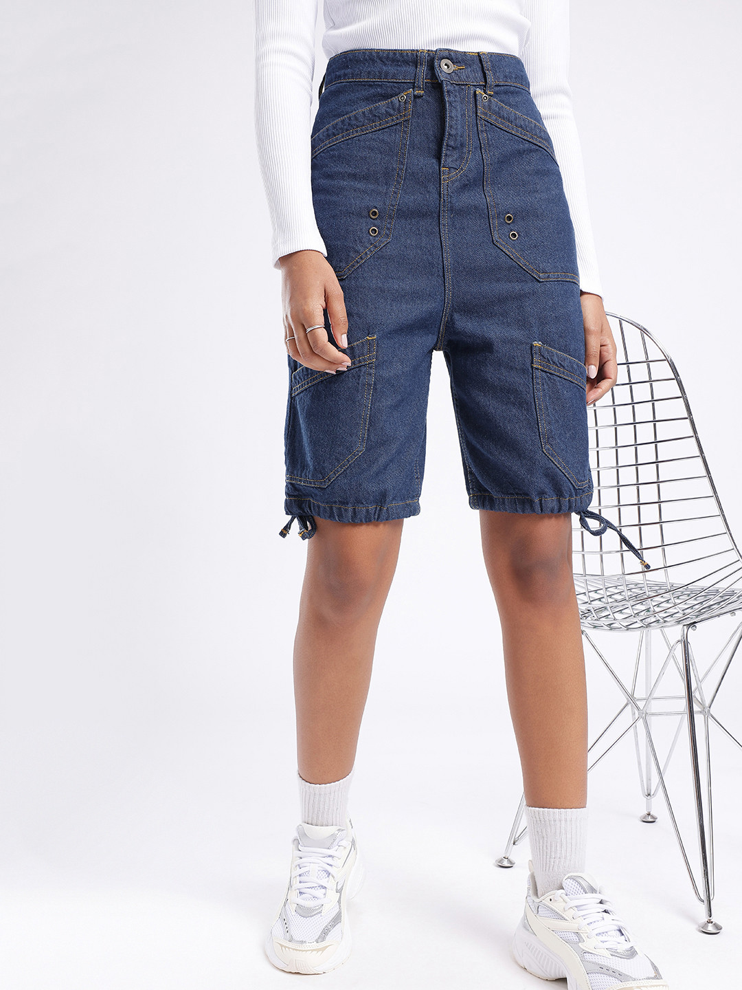 DressBerry Women High-Rise Knee Length Denim Cargo Shorts