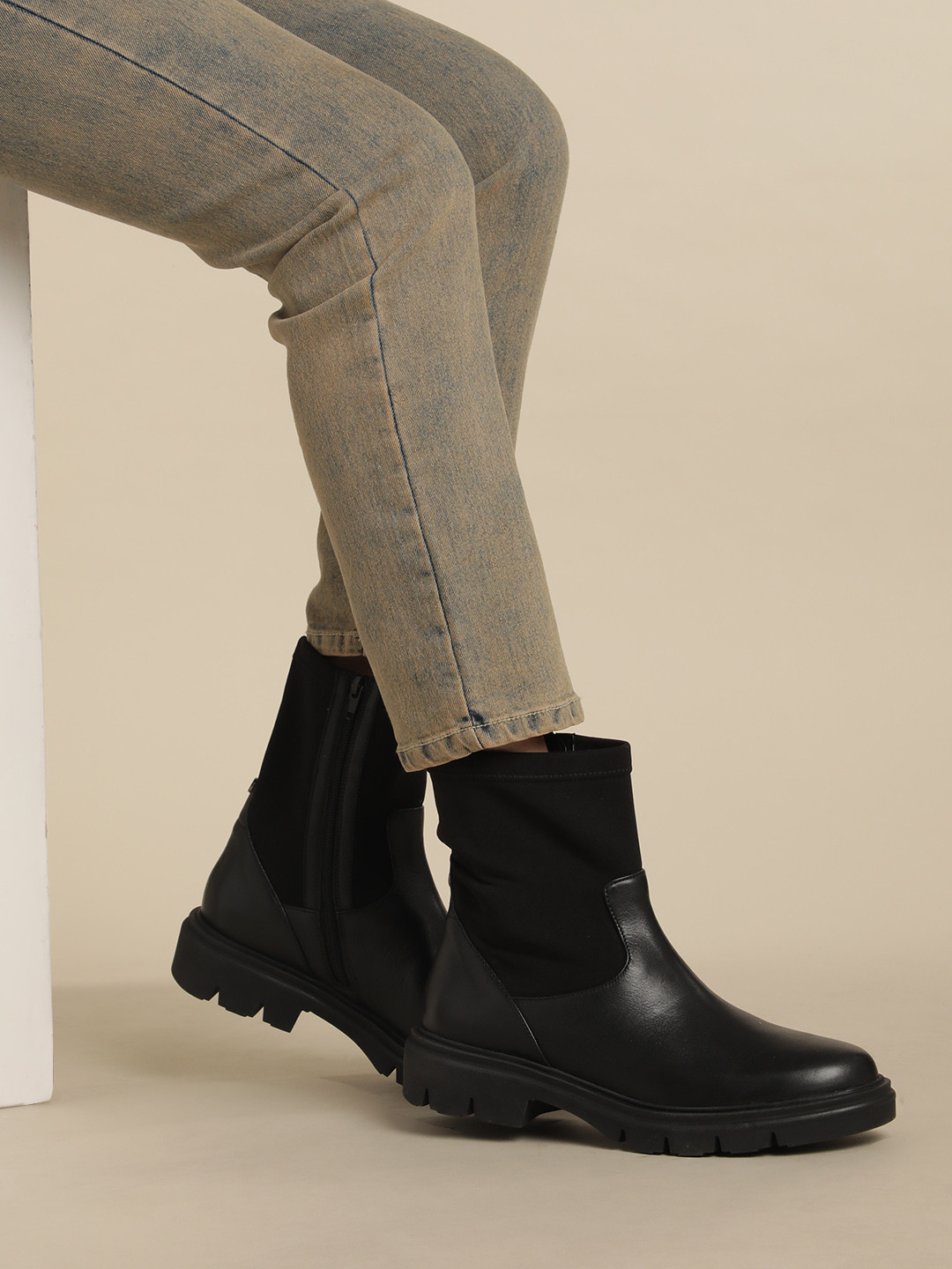 Nautica Women Mid-Top Leather Block Heel Boots