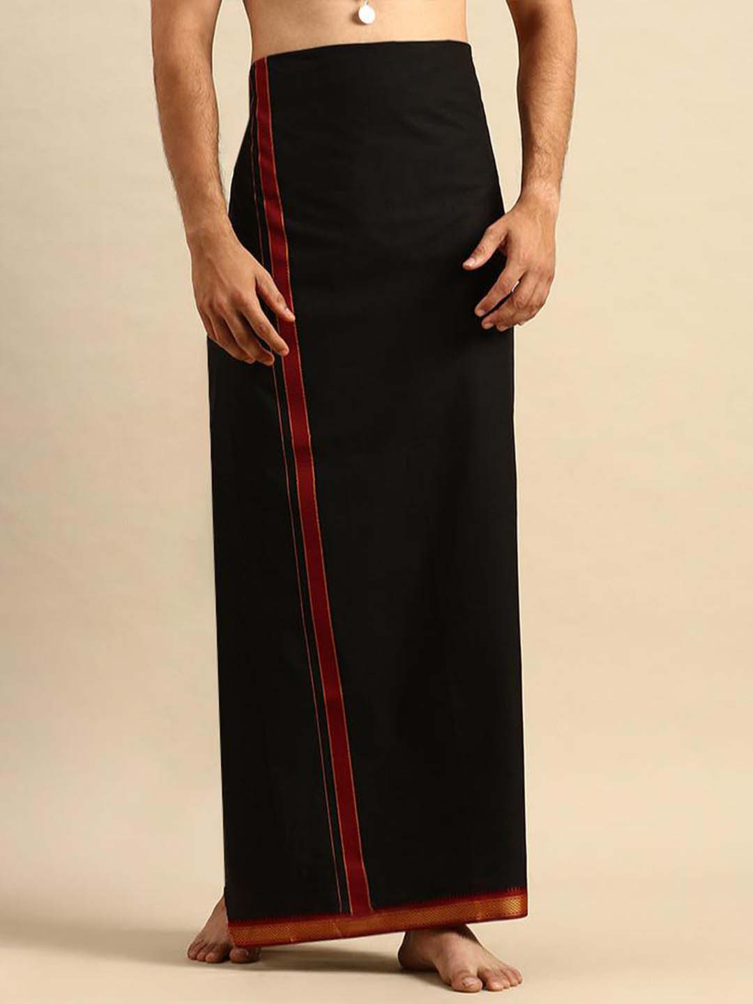 Ramraj Men Black Solid Devotional Single Layer Cotton Dhoti With Mayilkhan Border