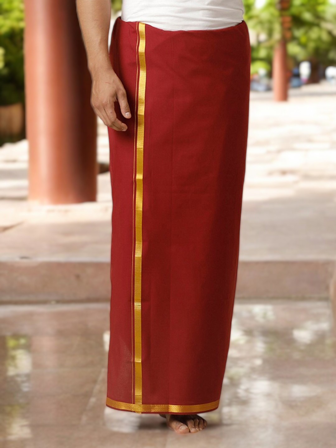 Ramraj Men Cotton Maroon Solid Devotional Gold Jari Border Single Layer Dhoti