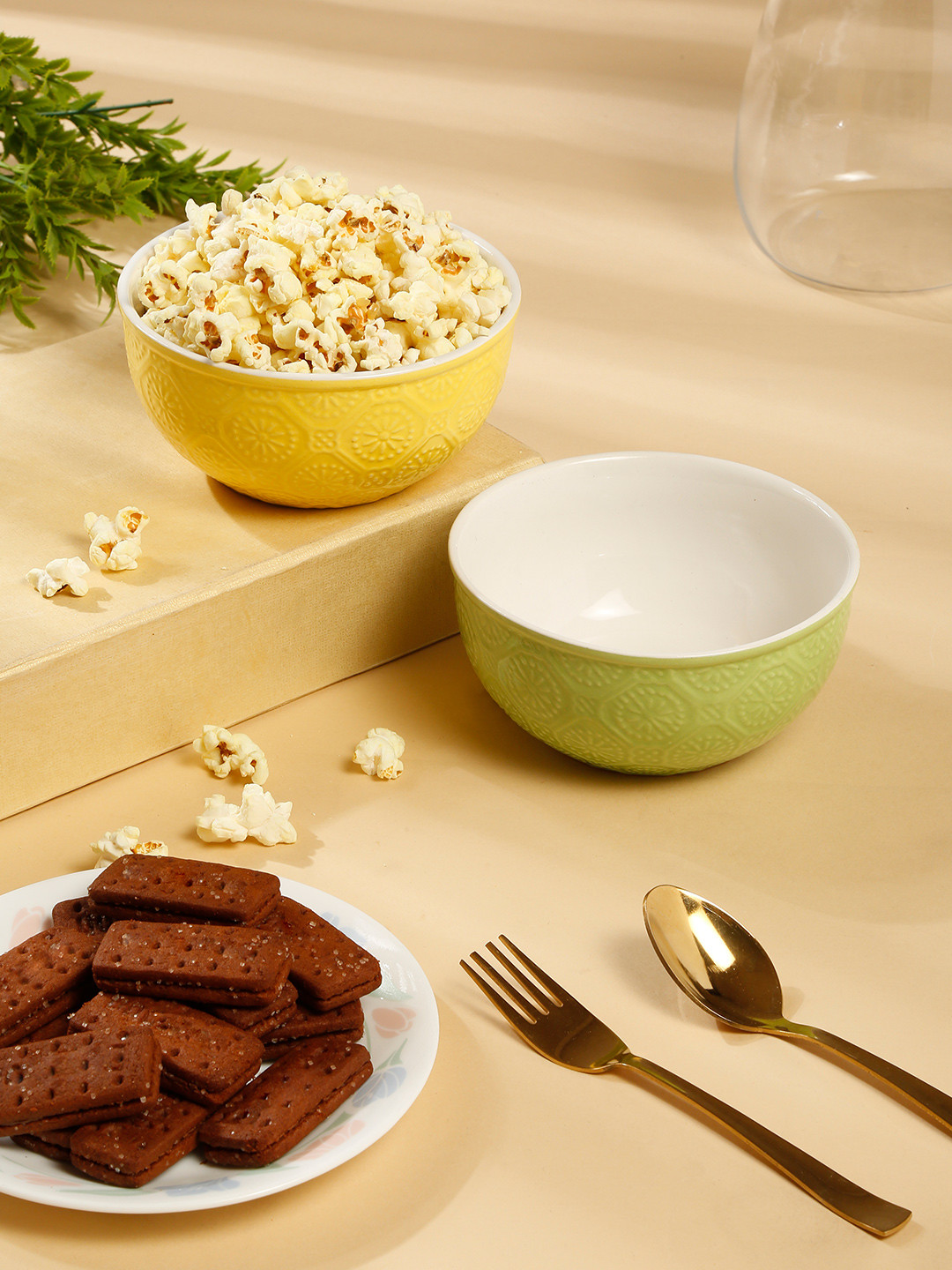 Arrabi 2 Pcs Green & Yellow Ceramic Serving Bowls