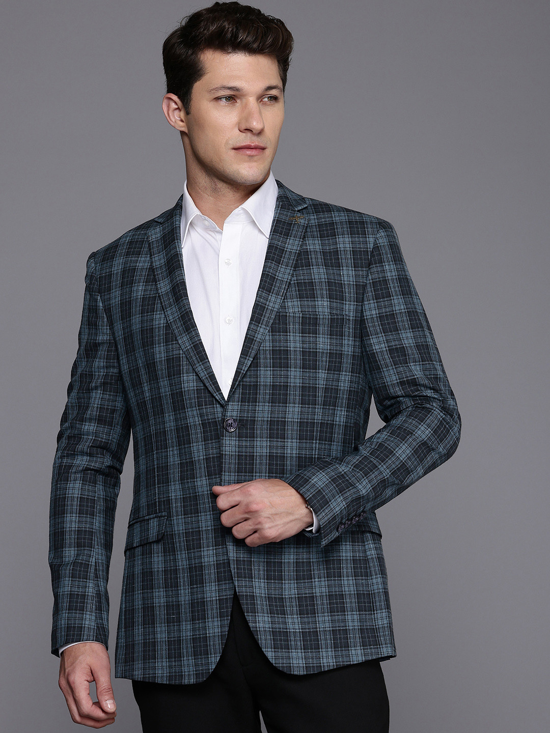 Theme Men Checked Slim Fit Blazer Rs. 999 - Myntra