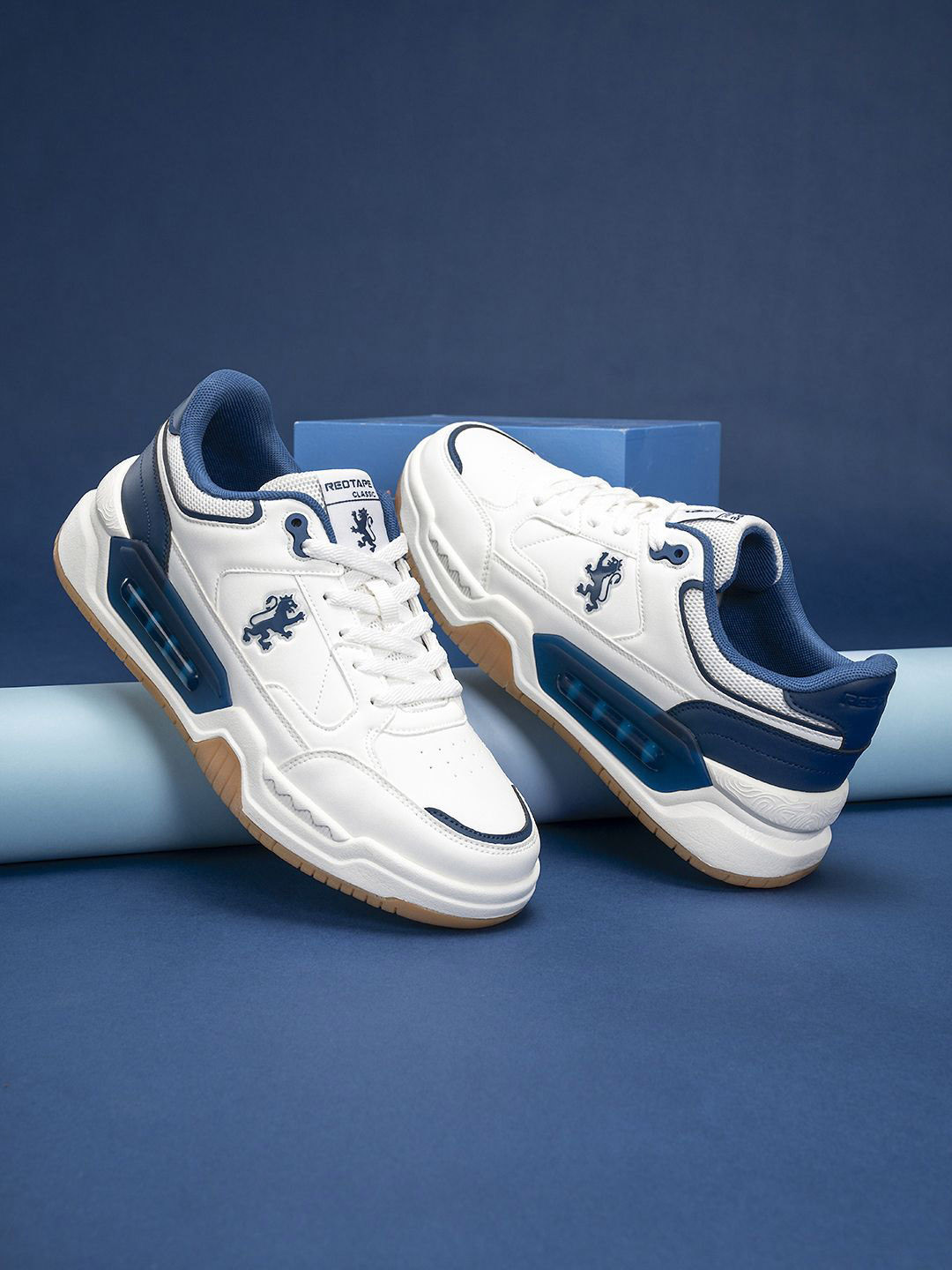 Red Tape Men Colourblocked Everyday Sneakers