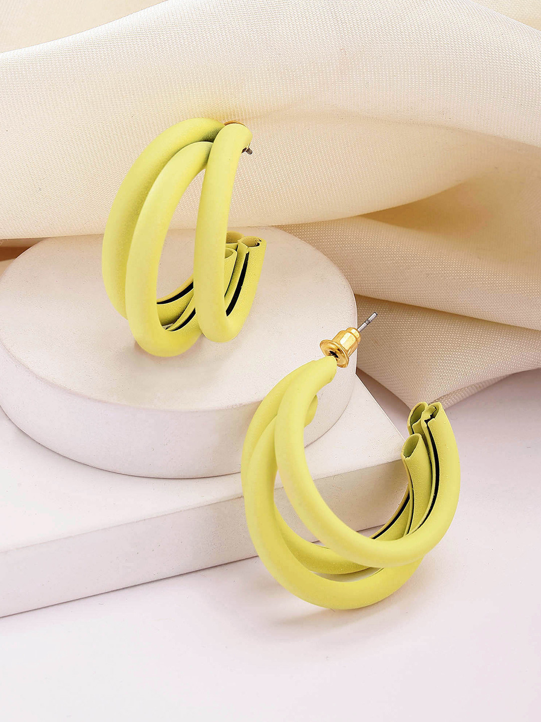 Bohey by KARATCART Gold-Plated Contemporary Half Hoop Earrings