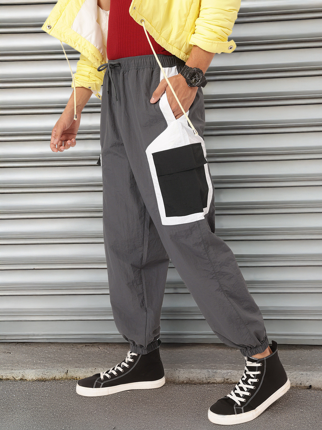 Kook N Keech Men Contrast Cargo Pocket Baggy Joggers