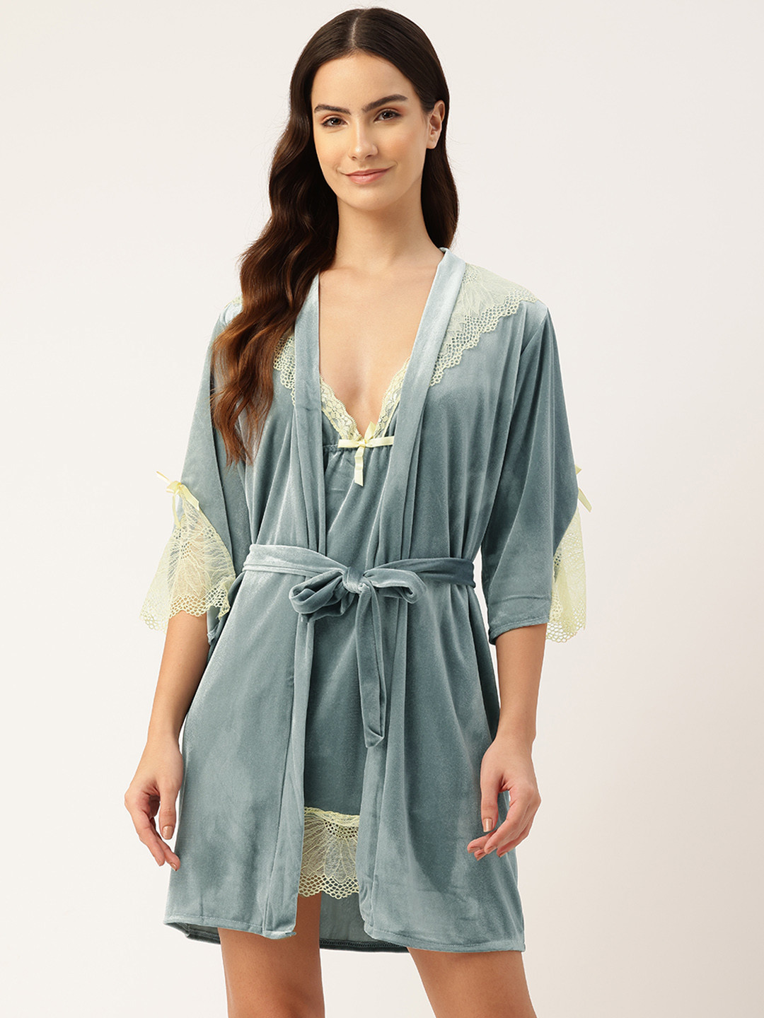 Ms.Lingies Velvet Baby Doll With Robe & Thongs