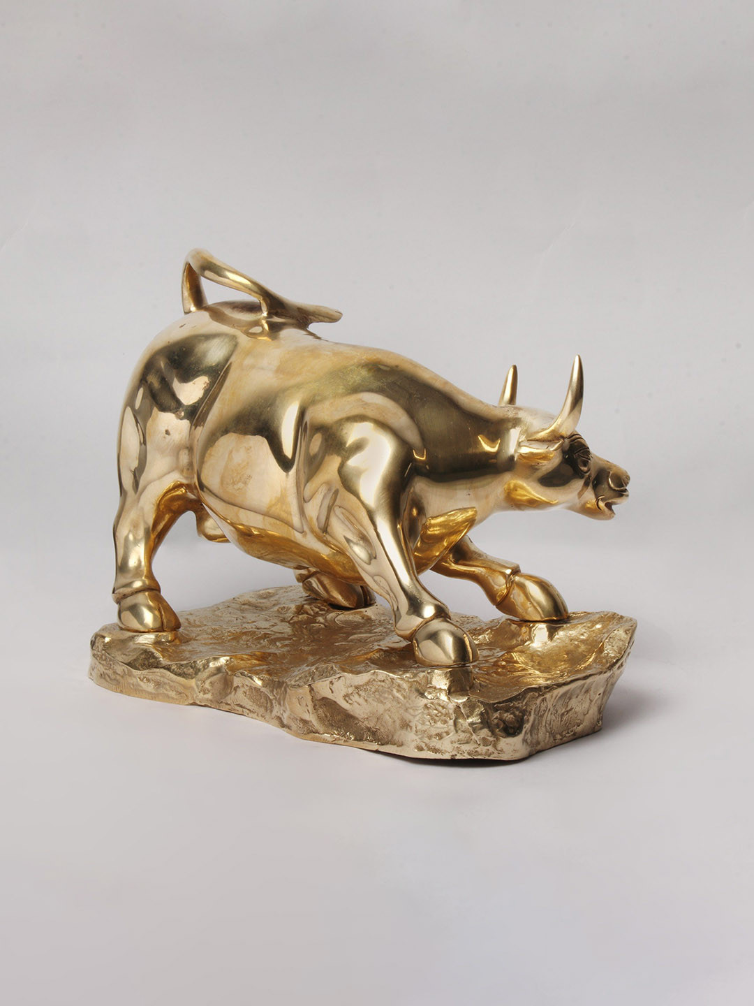 Exotic India Charging Bull Gold Brass Metallic Living Room Medium Showpiece - 7.7 Inches