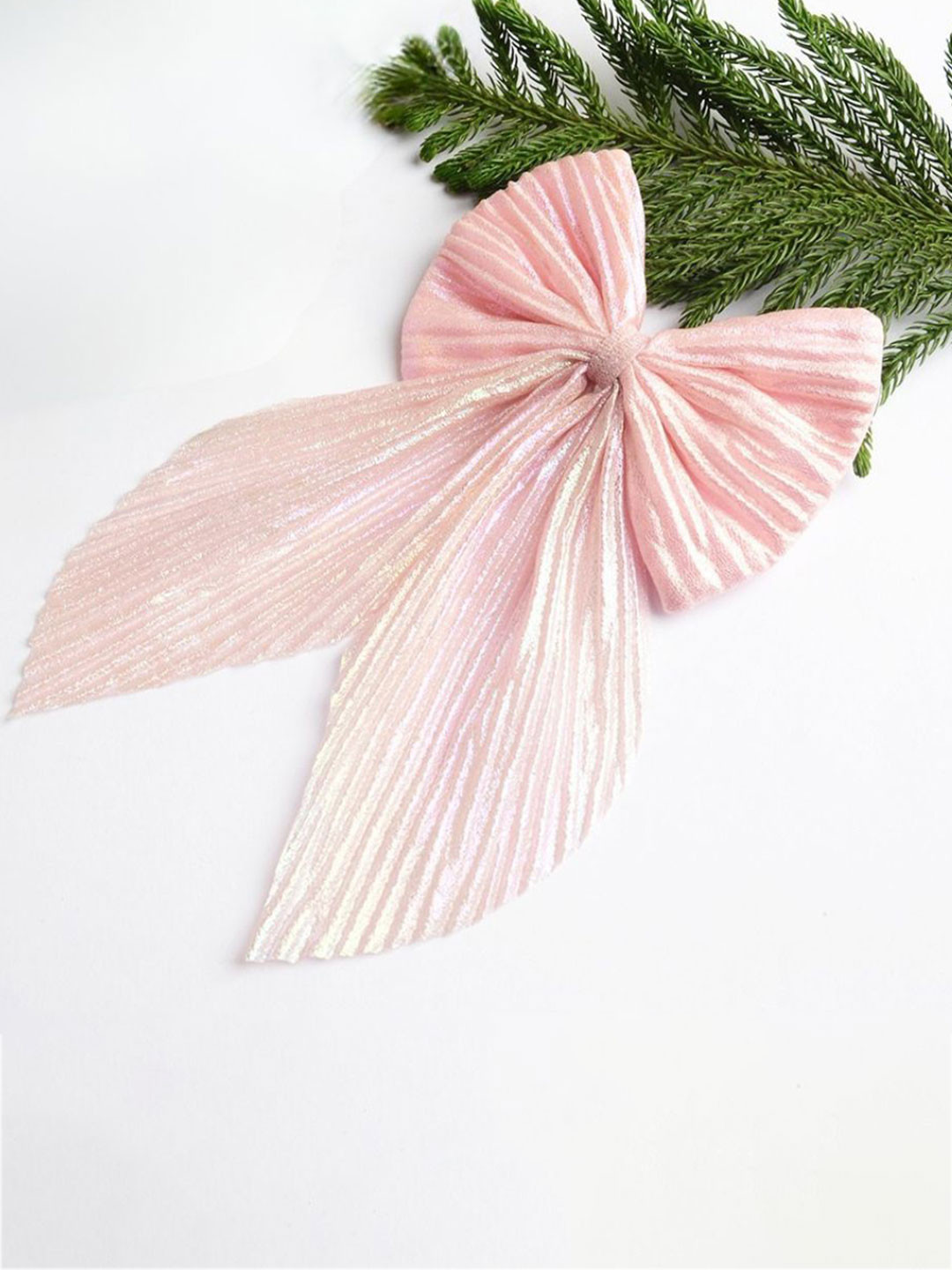 Radhu & Kabby Women Alligator Hair Clip