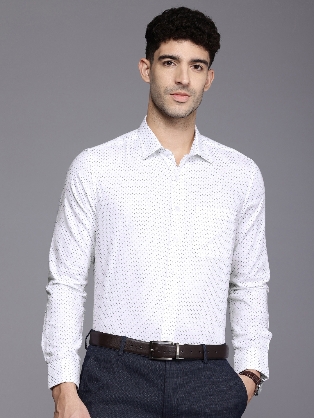 Louis Philippe Slim Fit Geometric Printed Pure Cotton Formal Shirt