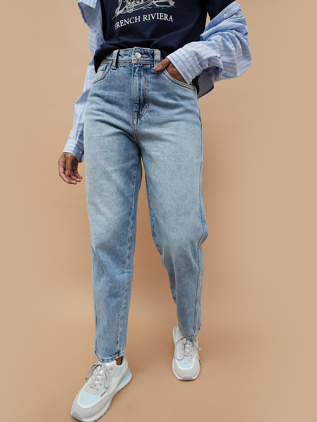 Fame Forever by Lifestyle Women Straight Fit Heavy Fade Jeans