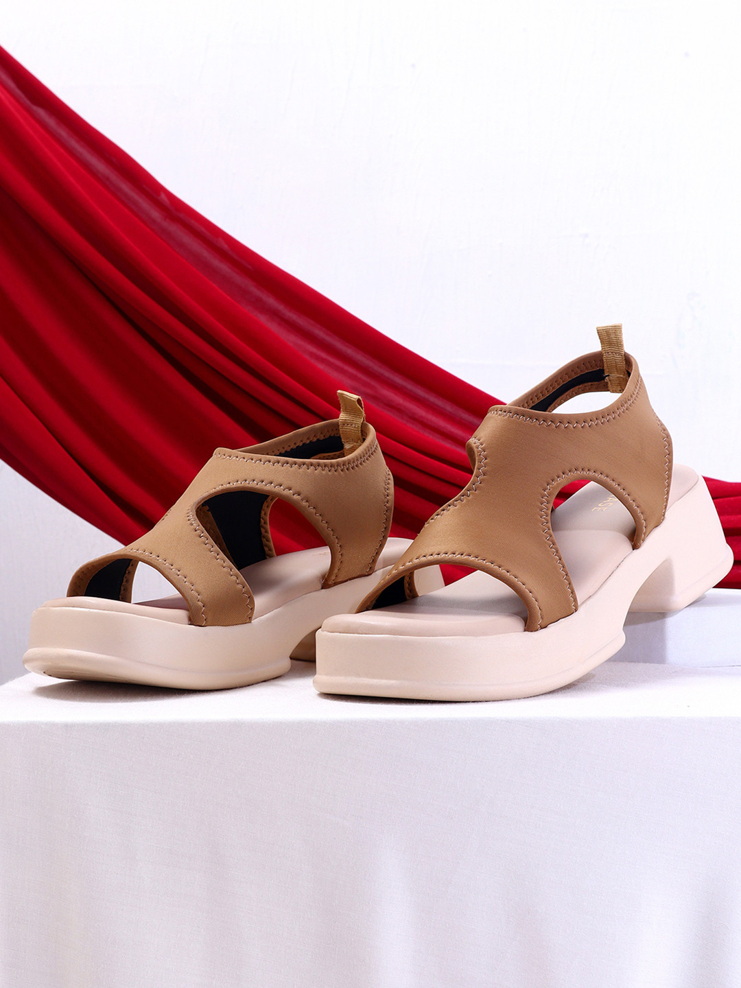 TRASE Platform Heeled Sandals