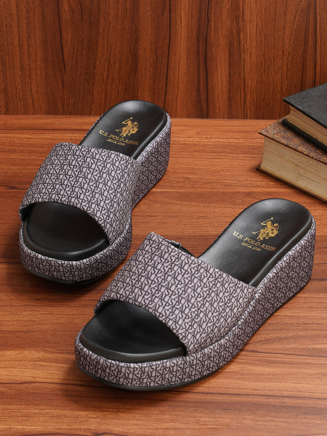 U.S. Polo Assn. Women SAVINA Women Printed Flatform Heeled Open Toe Sandals