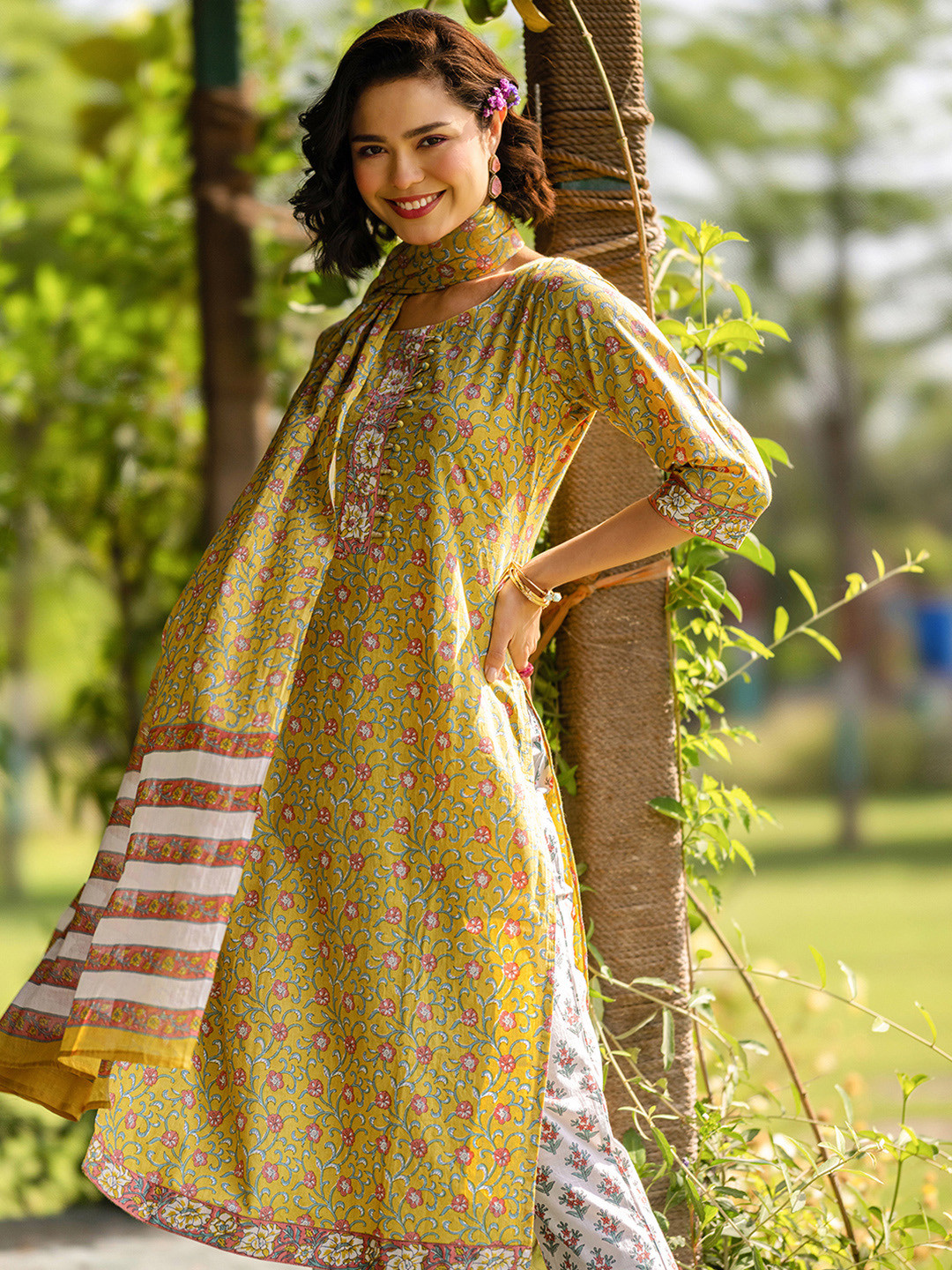 Gerua By Libas Floral Printed Regular Pure Cotton Straight Kurta with Trousers & Dupatta