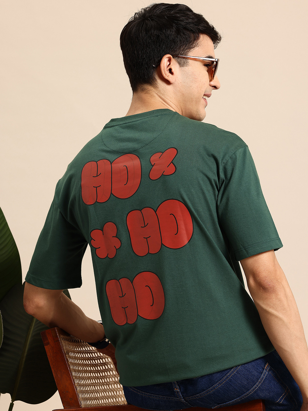 Mast & Harbour Christmas Print Relaxed Regular Fit T-shirt