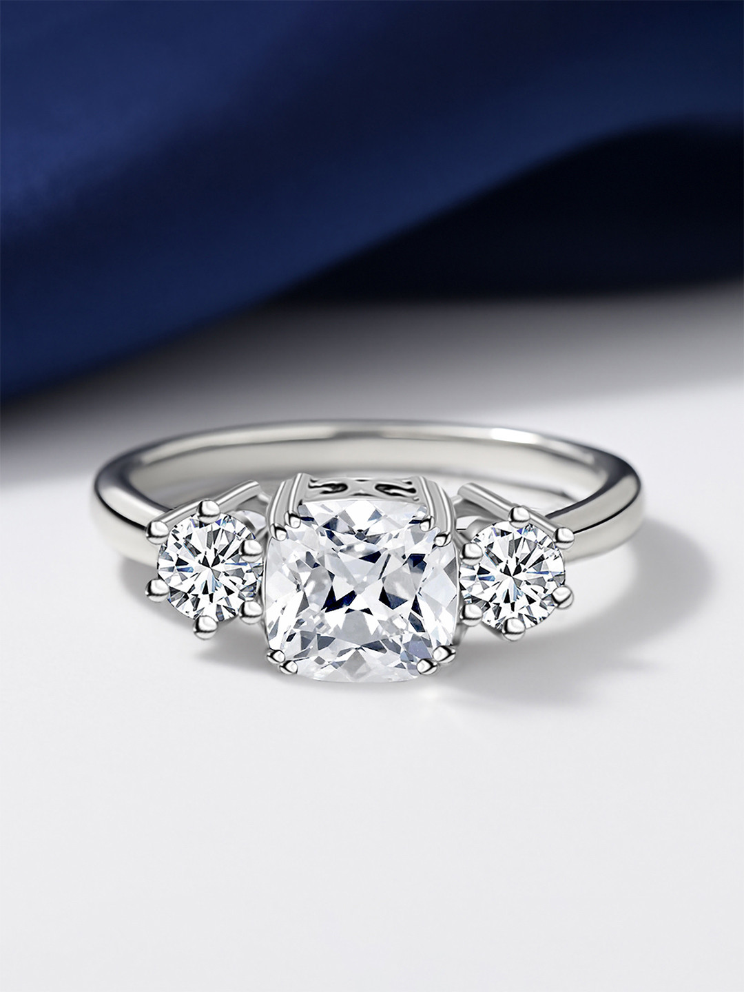 Ornate Jewels Women 925 Sterling Silver American Diamond Meghan Markel Solitaire Ring