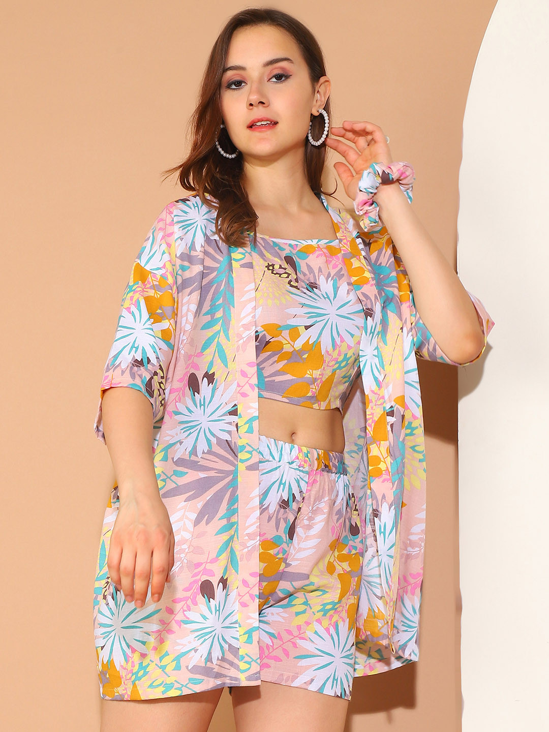 Moms Maternity Floral Printed Cotton Crop Top & Short With Shrug Co-Ords