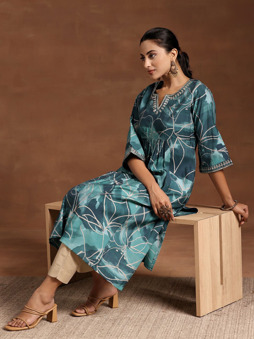 Libas Floral Embroidered Anarkali Kurta - Kurtas for Women 30598081 | Myntra
