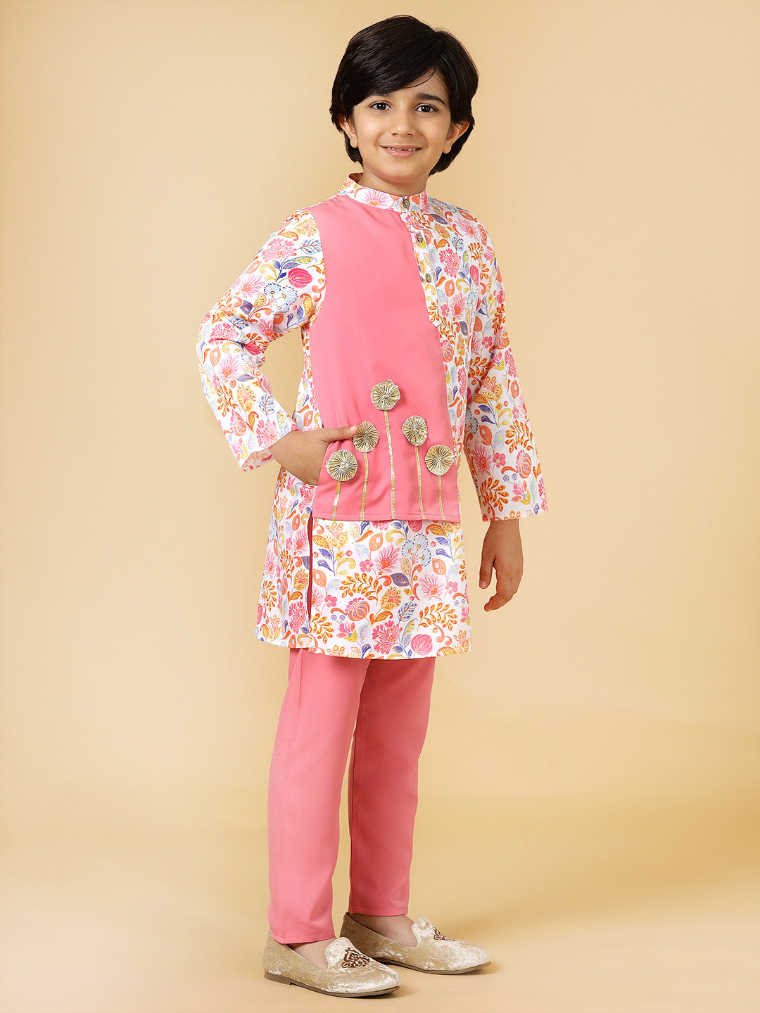 A.T.U.N. Boys Floral Printed Mandarin Collar Straight Kurta with Pyjama